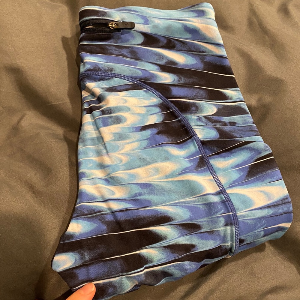 New, Lululemon Speed Up Crop, Multi Color Size 4 - image 3